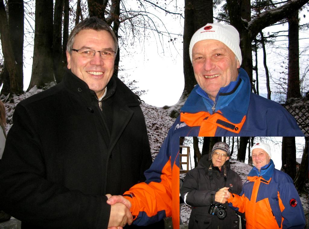 Dank durch Bürgermeister Erich Rippl und dem Leiter der Gesunden Gemeinde Erich Stütz  für 5 Jahre als Wanderführer.